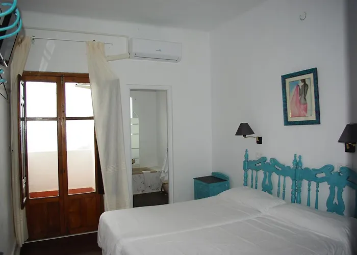 Hotel Lanjaron Otel 2*