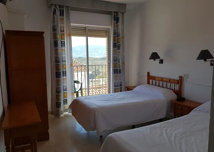 Otel Hotel Lanjaron 2*